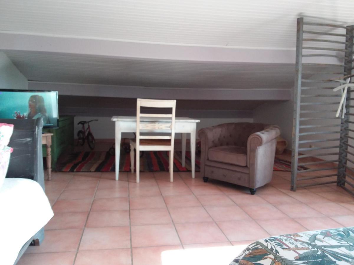 Clos St Jean Baptiste Homestay *